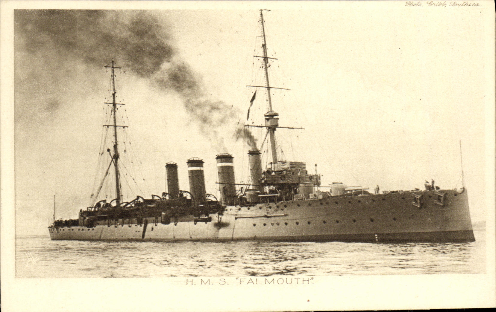 CPA Bateau Guerre HMS Falmouth