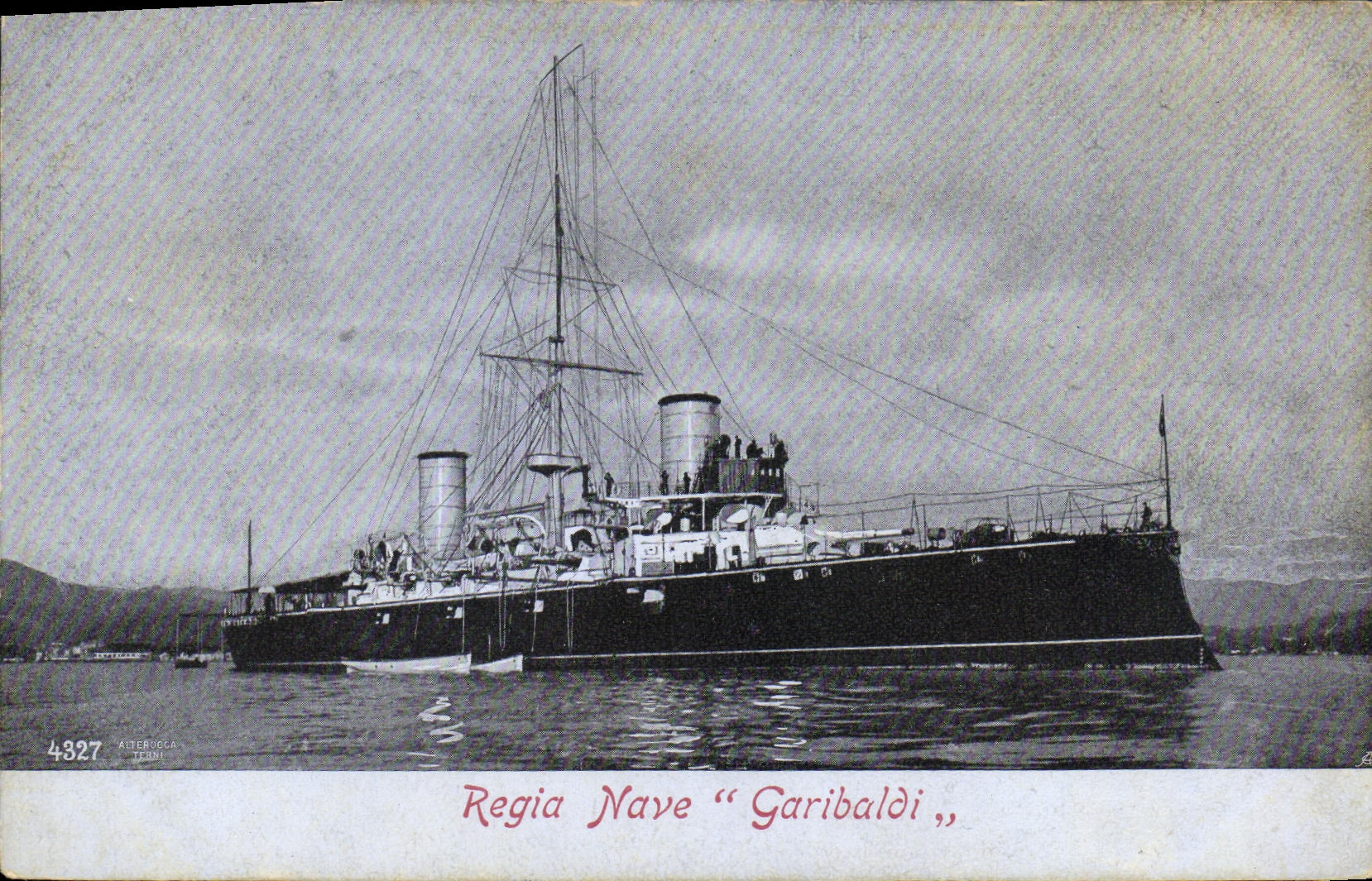 CPA Bateau Guerre Regia Nava Garibaldi