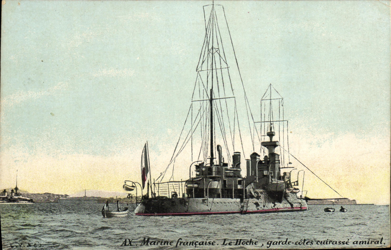 CPA Bateau Guerre Marine Francaise Le Hoche Garde Cotes cuirasse amiral