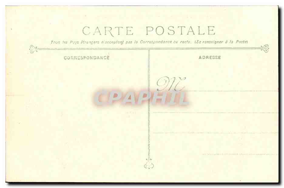 CPA Bateau Guerre Les Survivants du Iena Assistent aux funerailles — Verso