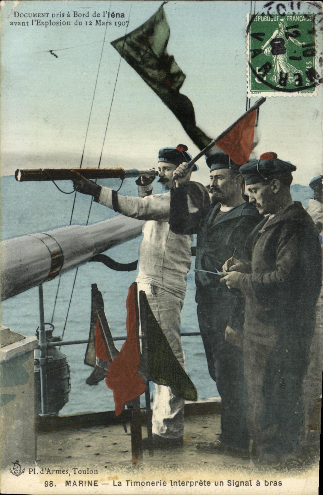 CPA Bateau Guerre Marine La Timonerie Interprete un Signa a Bras Avant l exploistion du 12 maes 107