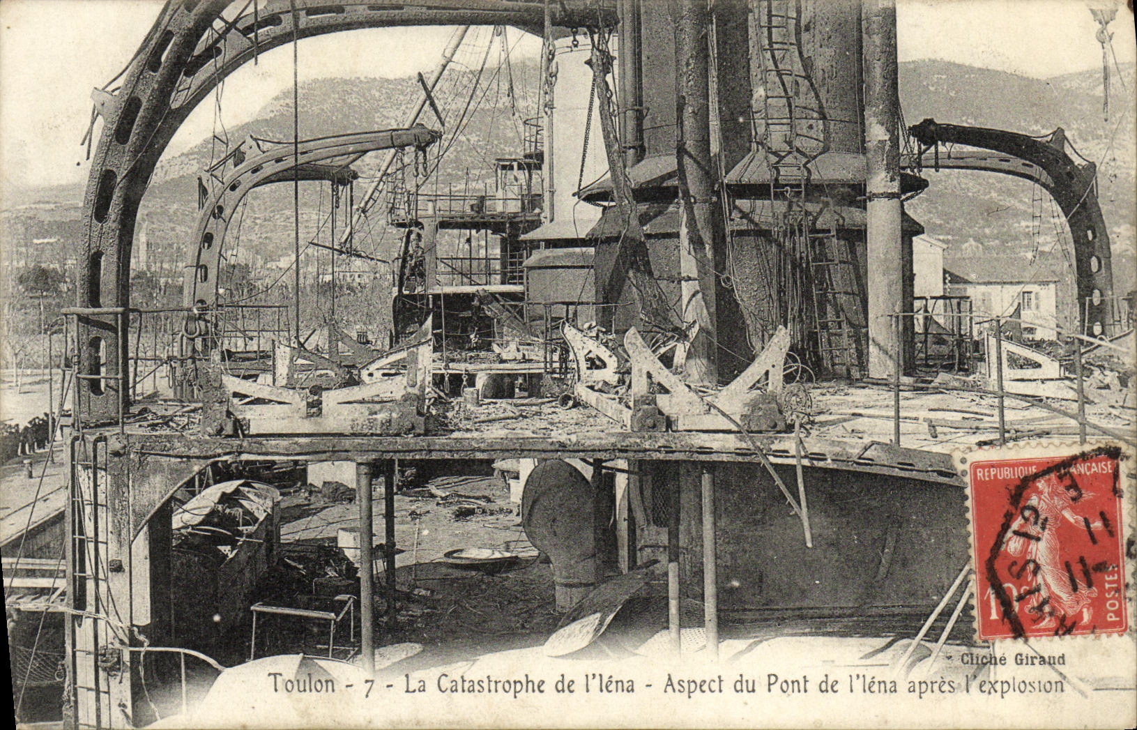 Toulon - 7 - La Catastrophe de l'élena - Aspect du Pont de l'élena après l'explosion — Cliché Girand