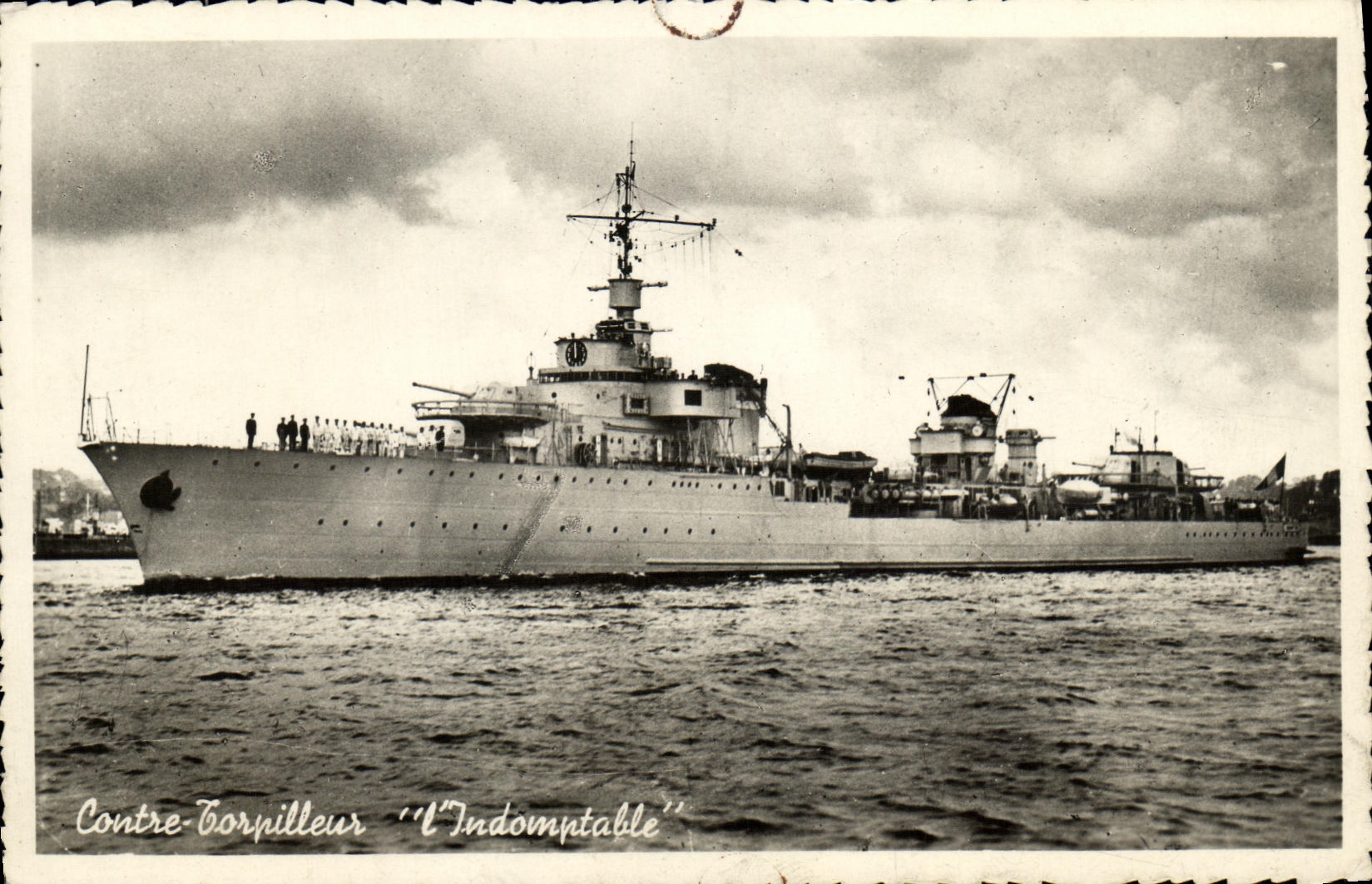 CPA Bateau Guerre Marine Francaise L Indomptable