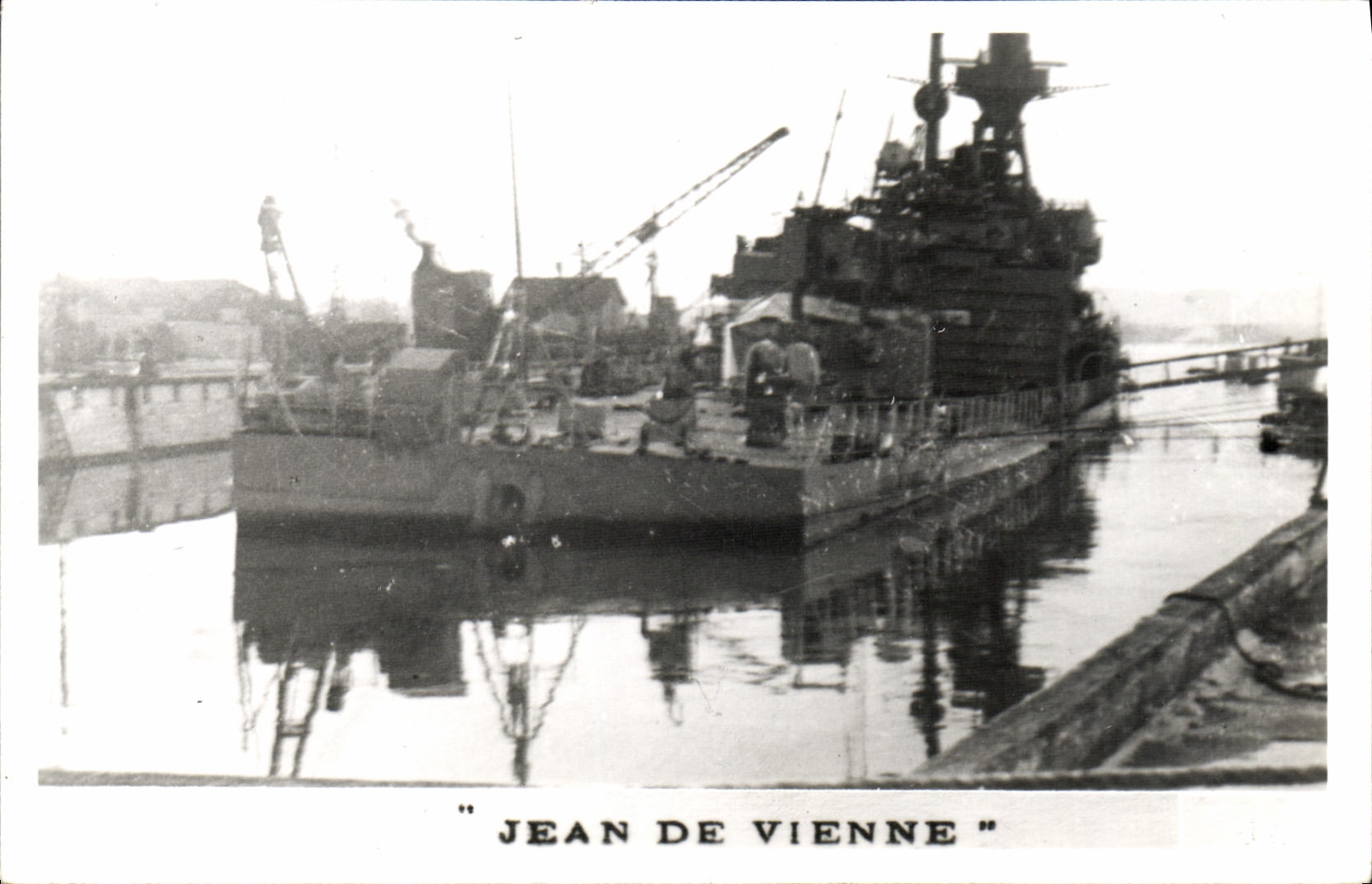 CPM Bateau Jean de Vienne 