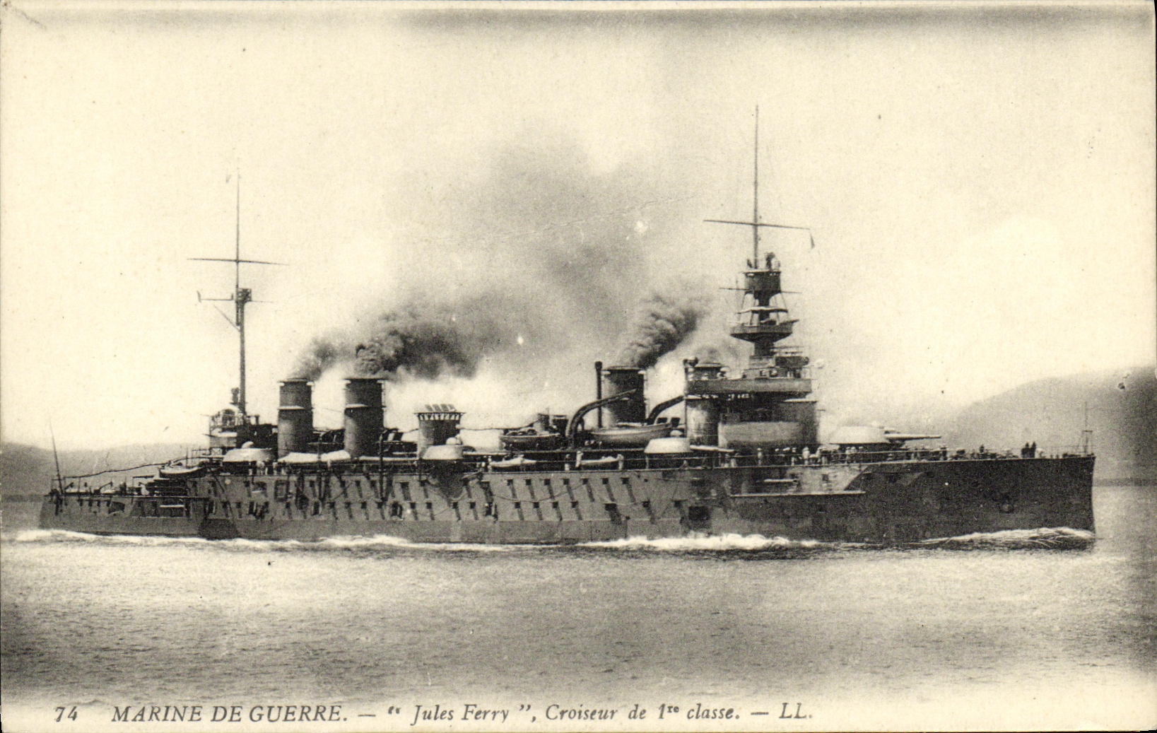 Jules Ferry — Croiseur de 1ère classe — LL. — Marine de Guerre