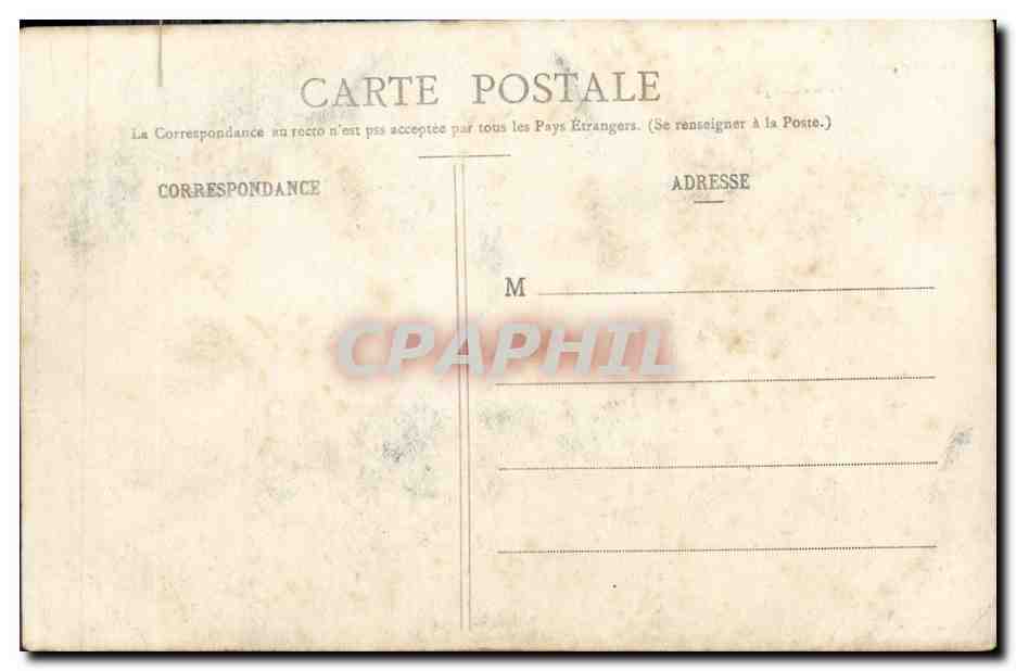CPA Bateau Saint Nazaire le croiseur cuirasse Leon Gambetta au mouillage — Verso