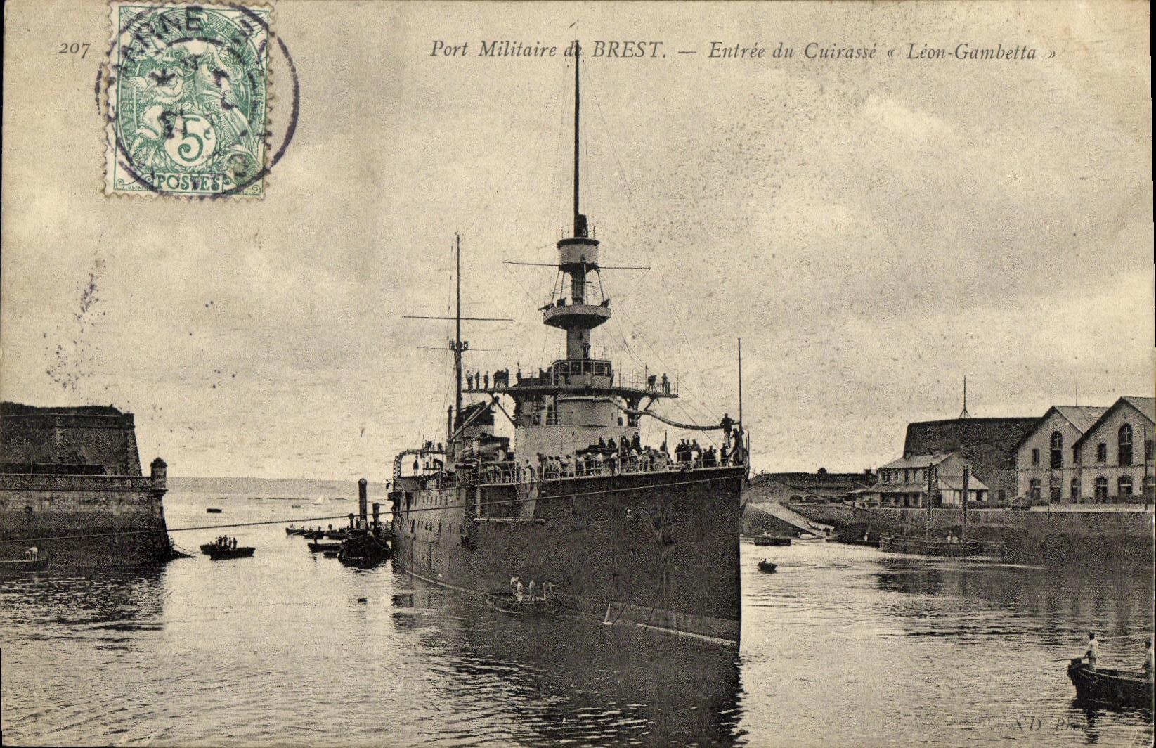 Port Militaire de BREST — Entrée du Cuirassé « Léon-Gambetta » — Éditeur N.D. n°207