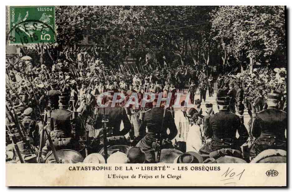 Catástrofe de la "Libertad" - Los funerales — El Obispo de Fréjus y el Clero — Editor E.P.D. n°1