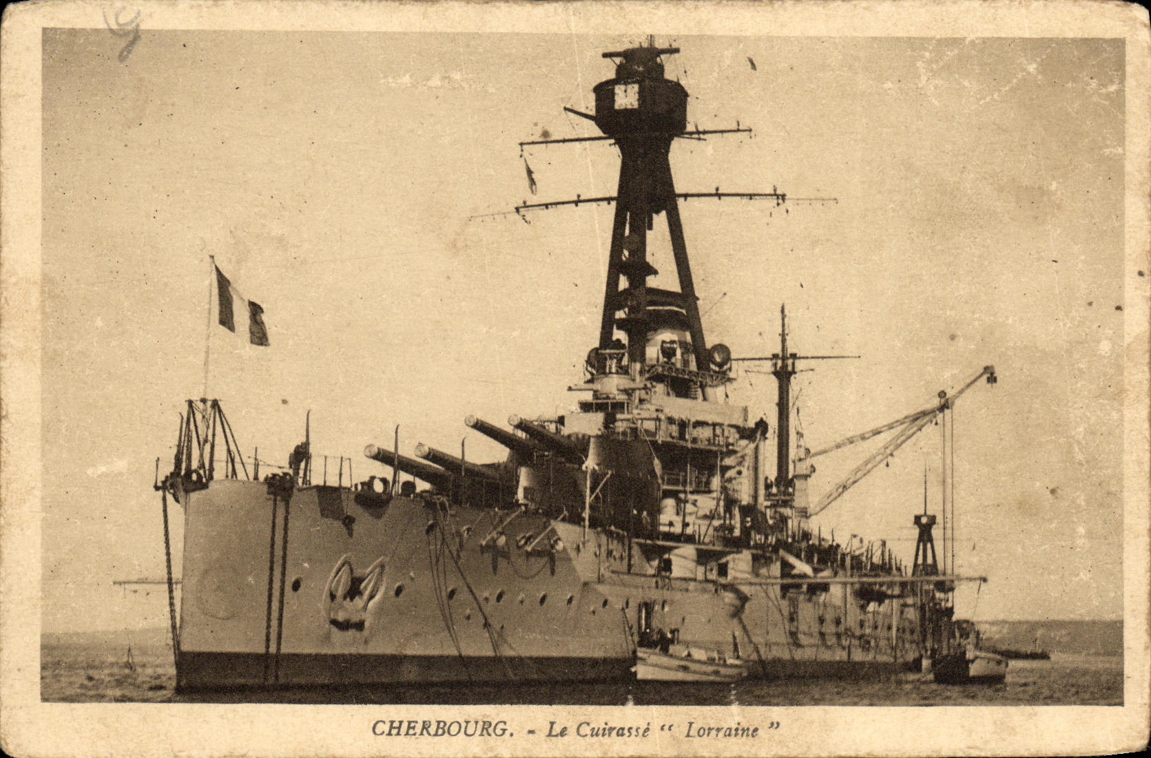 CPA Bateau Cherbourg La cuirasse Lorraine 