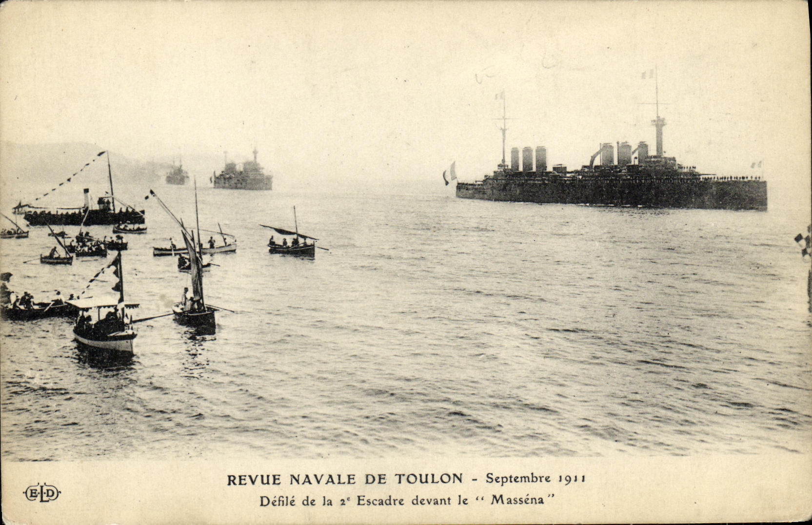 Défilé de la 2e Escadre devant le "Masséna" — Revue Navale de Toulon — Septembre 1911 — Éditeur E.D.
