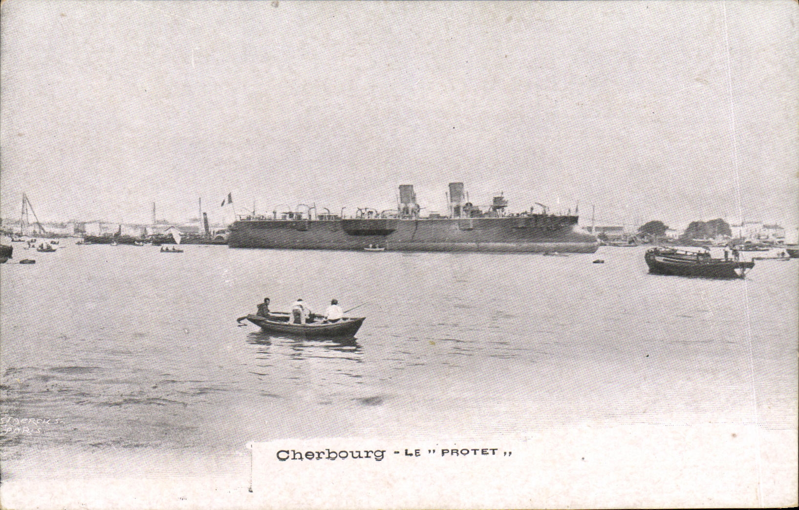 Cherbourg - Le "Protet" — vue portuaire avec navire et barque — éditeur BORDENES, PARIS