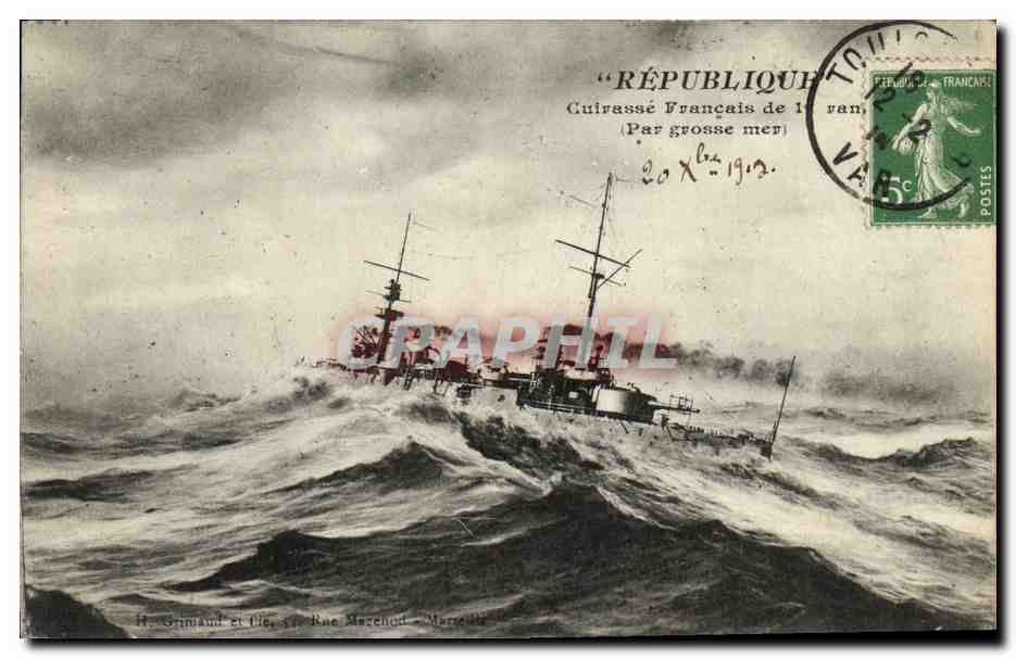 CPA Bateau Guerre Republique Cuirasse de 1er rang 