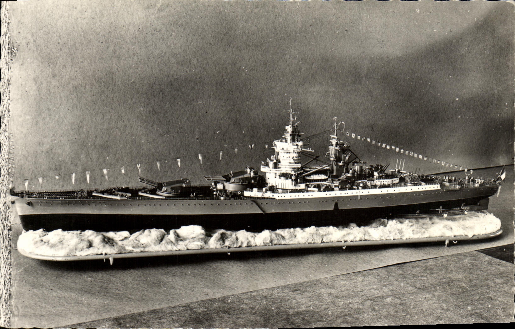 Le Richelieu — Maquette au 1/100 par M. Chevrolet (Taillecourt, Doubs)