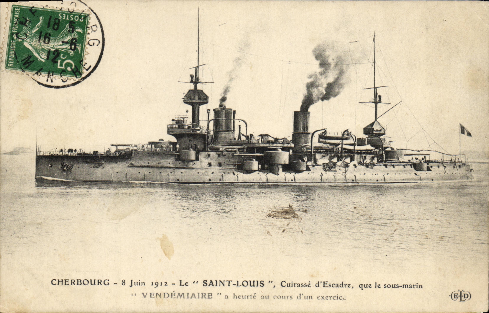 CPA Bateau Guerre Saint Louis Cuirasse d escadre que le sous marin Vendemiaire a heurte au cours d un exercice