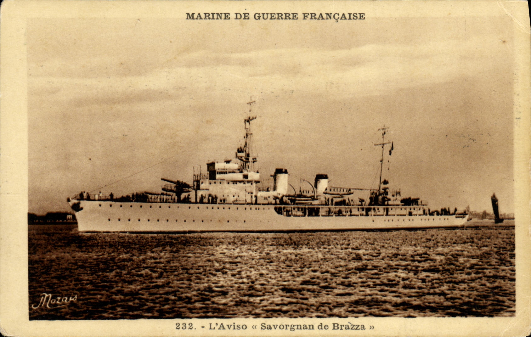 CPA Bateau Guerre L aviso Savorgnan de Brazza