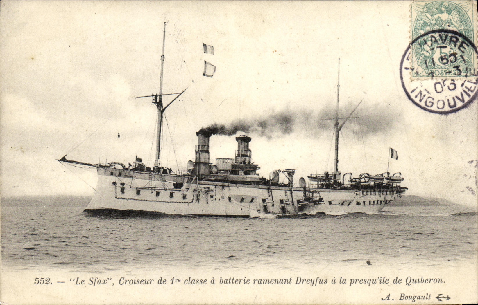 CPA Bateau Guerre Le Sfax croiseur de 1ere classe a batterie ramenant Dreyfus a la presqu ile de Quiberon 