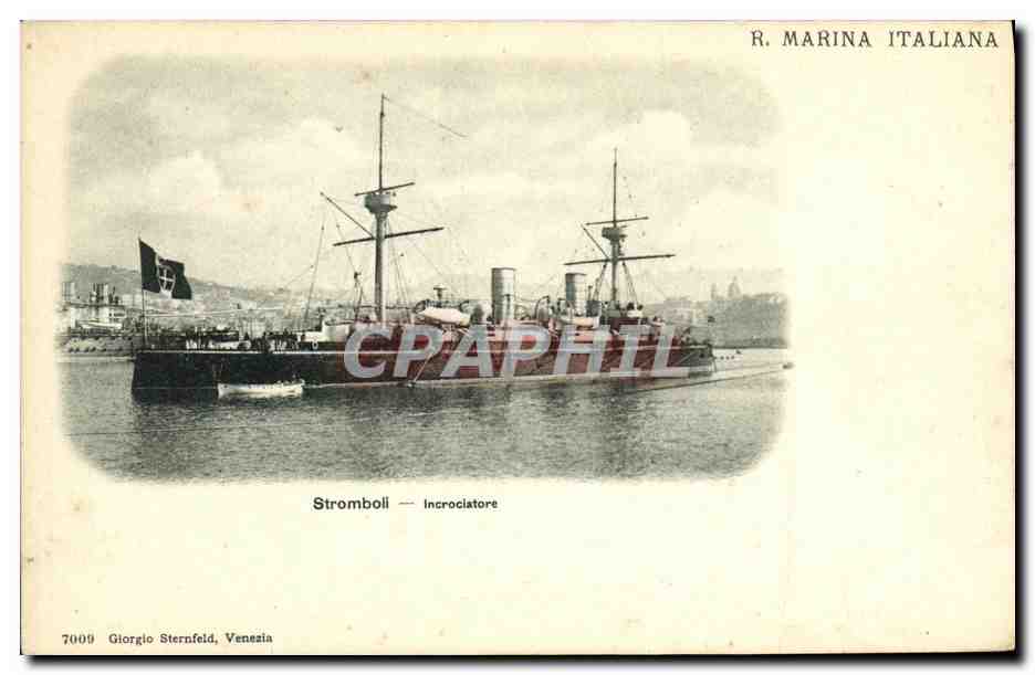 CPA Bateau Guerre Stromboli Incrociatore R Marina Italiana 