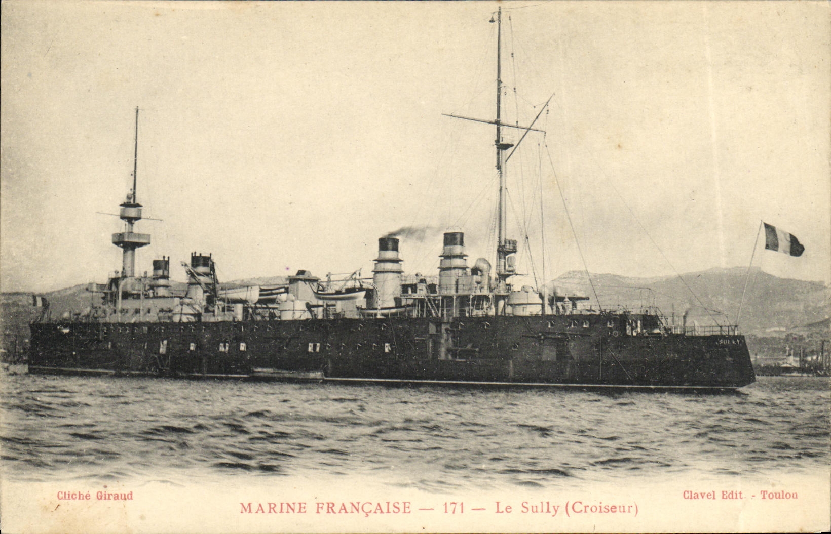 CPA Bateau Guerre Le Sully Croiseur
