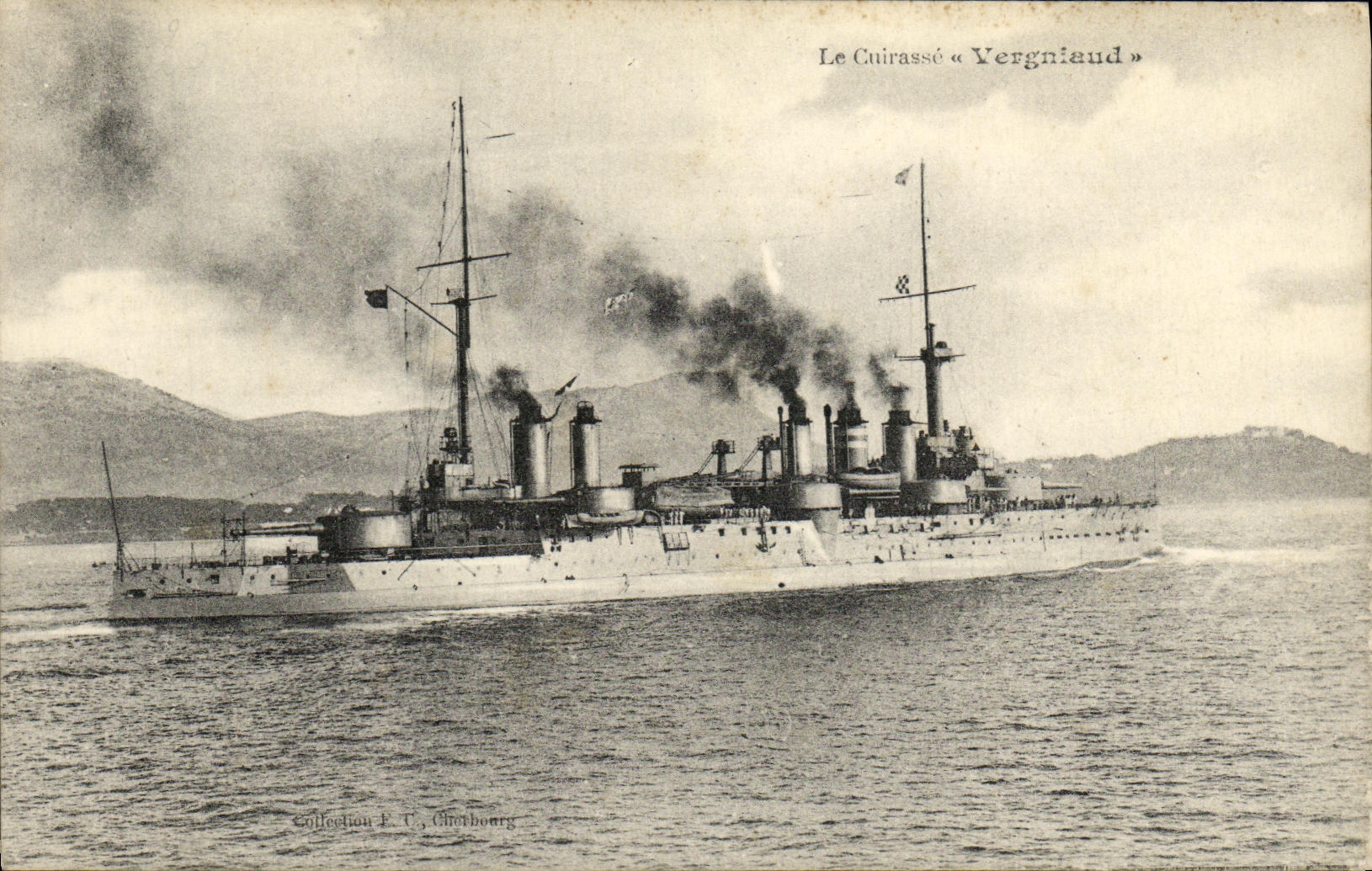 CPA Bateau Guerre Cuirasse Vergniaud