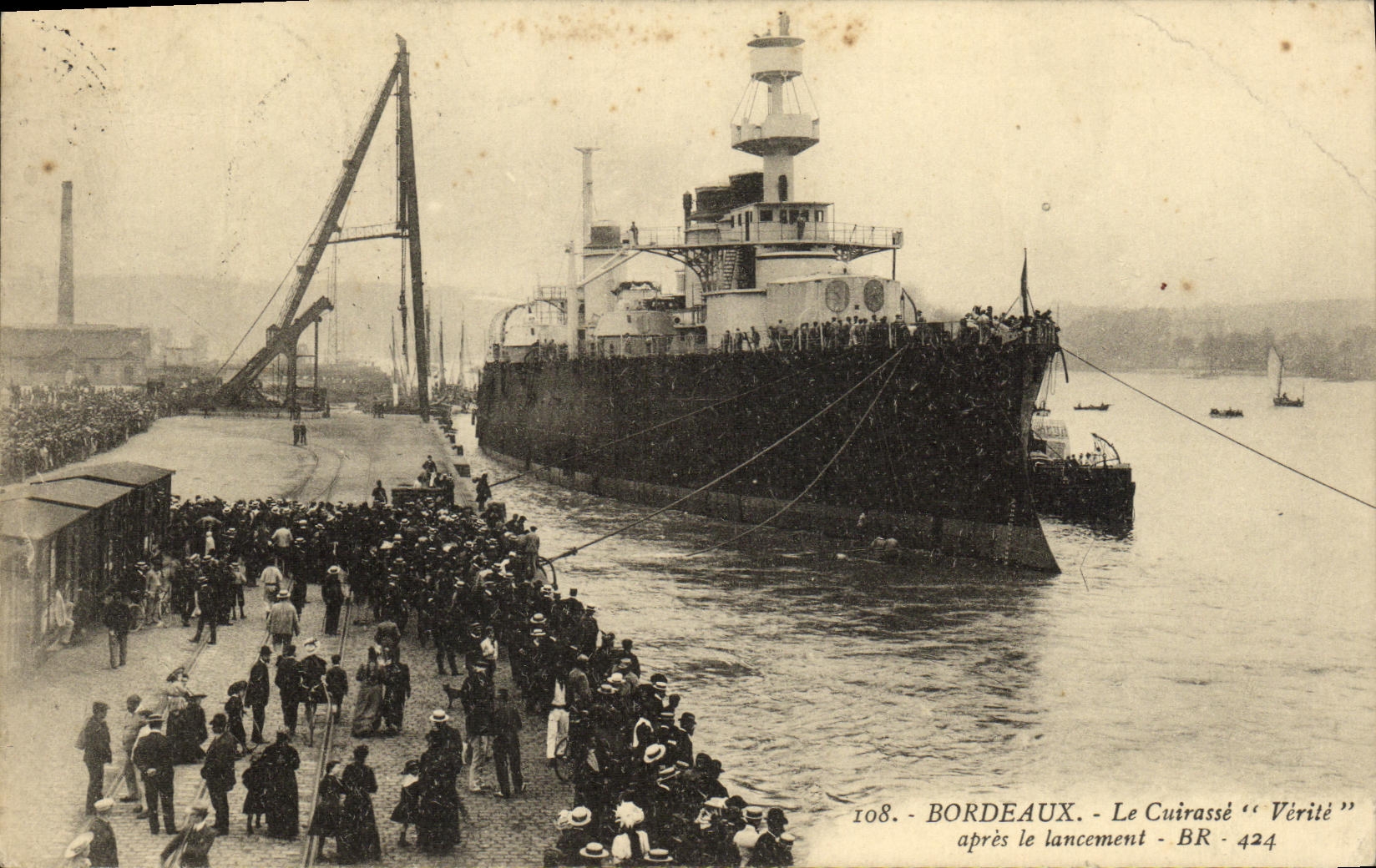 Bordeaux — El Cuirassé "Vérité" después del lanzamiento — BR - 424