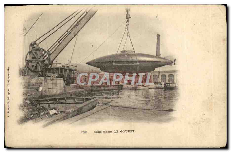 CPA Bateau Guerre Sous marin Le Goubet