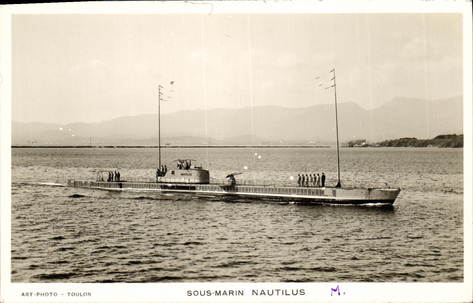 CPA Bateau Guerre Sous marin Nautilus