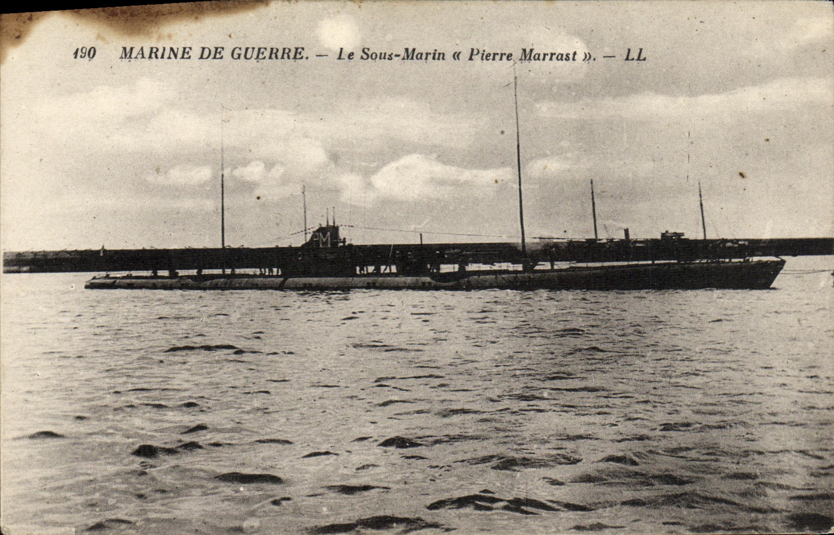 CPA Bateau Guerre Le sous marin Pierre Marrast