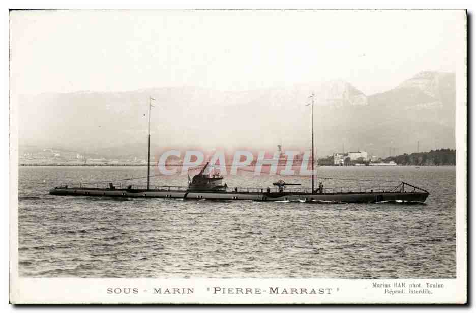 CPA Bateau Guerre Le sous marin Pierre Marrast