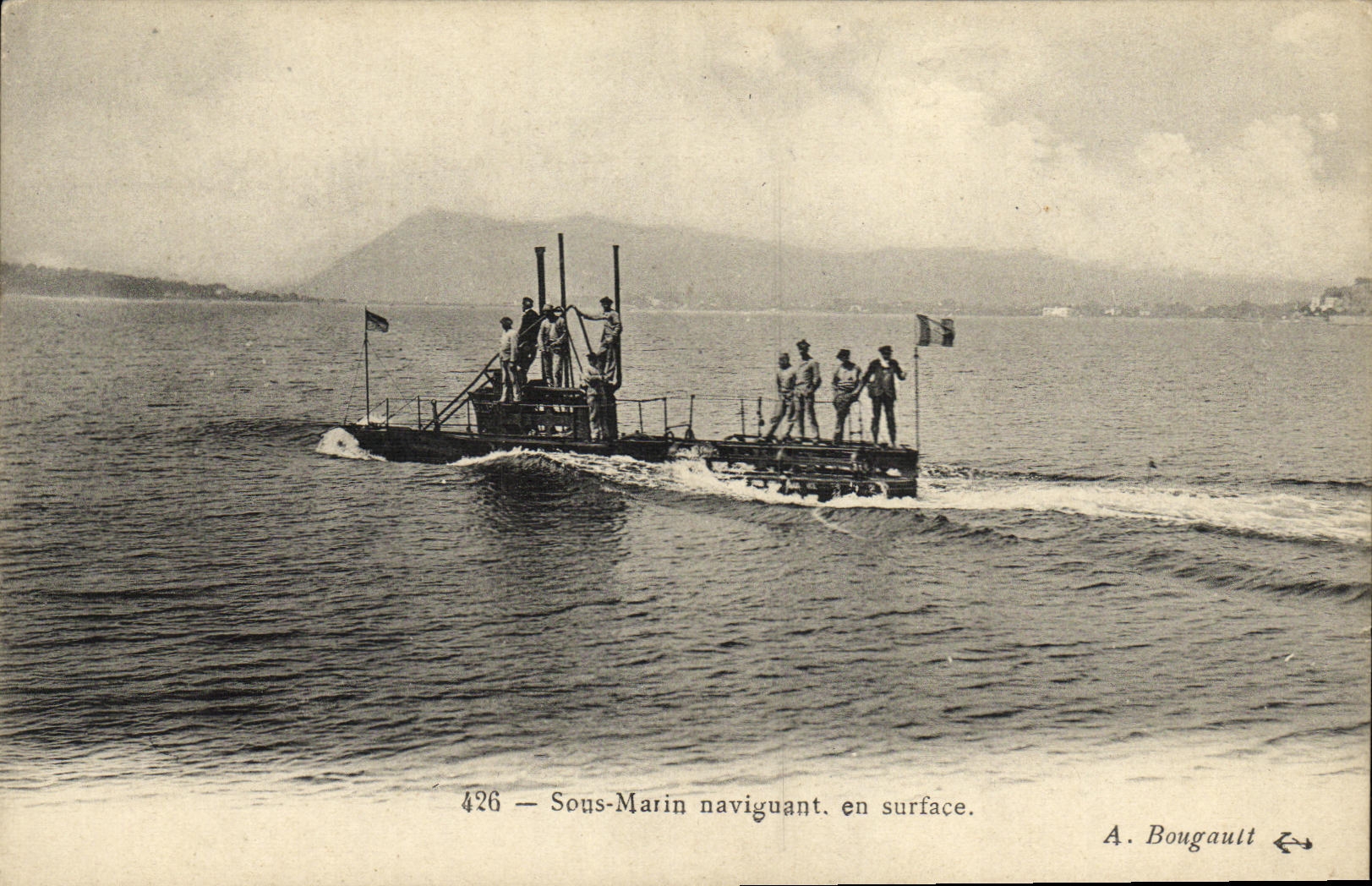 Sous-Marin naviguant en surface — A. Bougault, n° 426