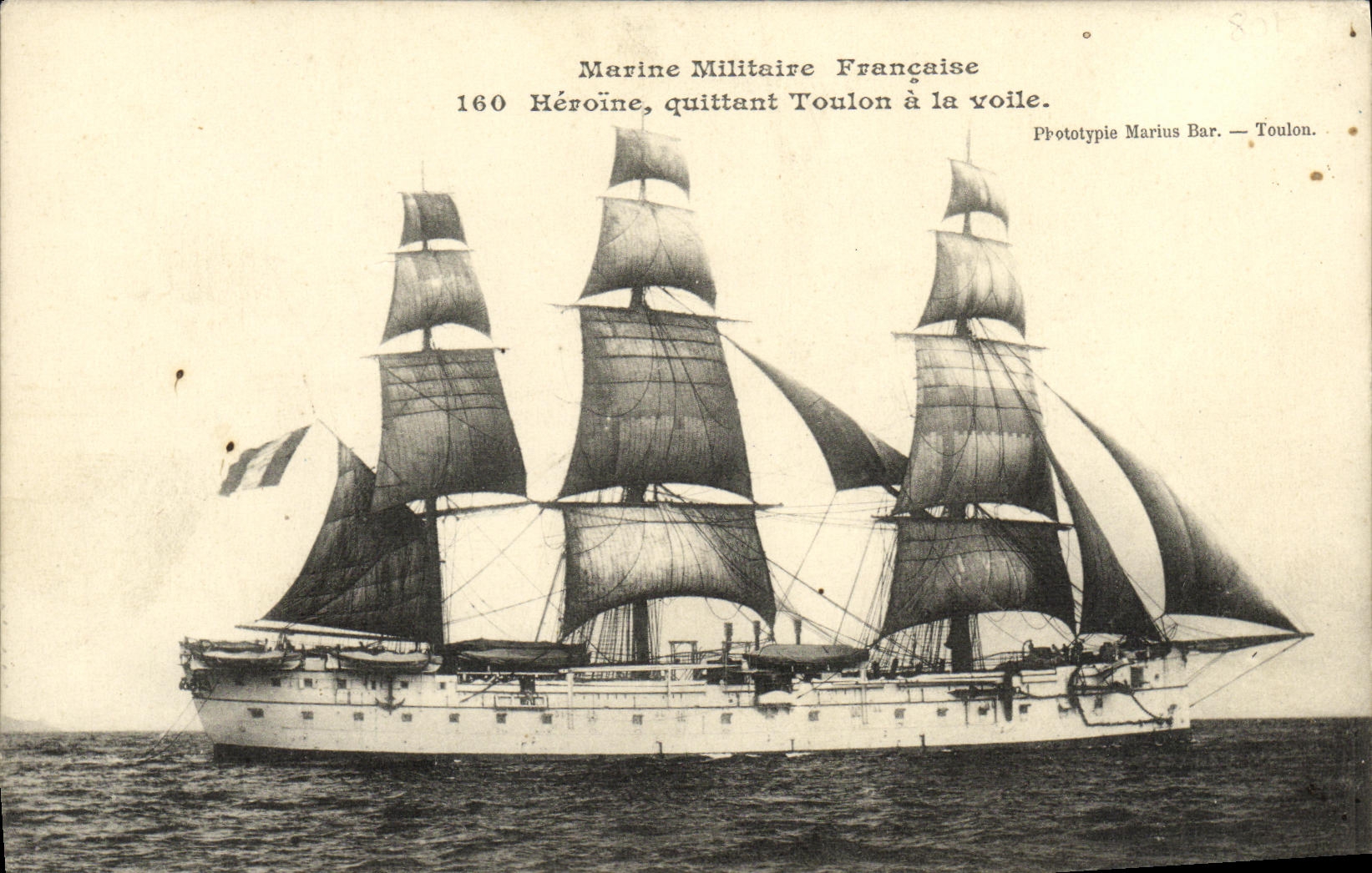 CPA Bateau Heroine quittant Toulon a a voile 