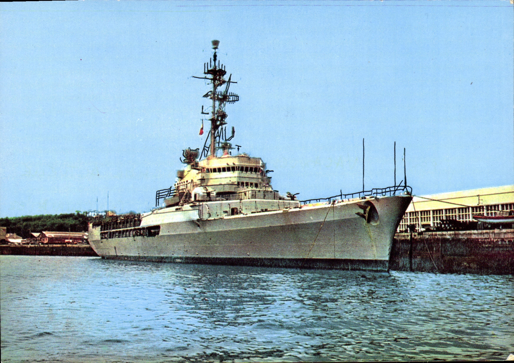 CPM Bateau Guerre Le navire ecole Jeanne d arc