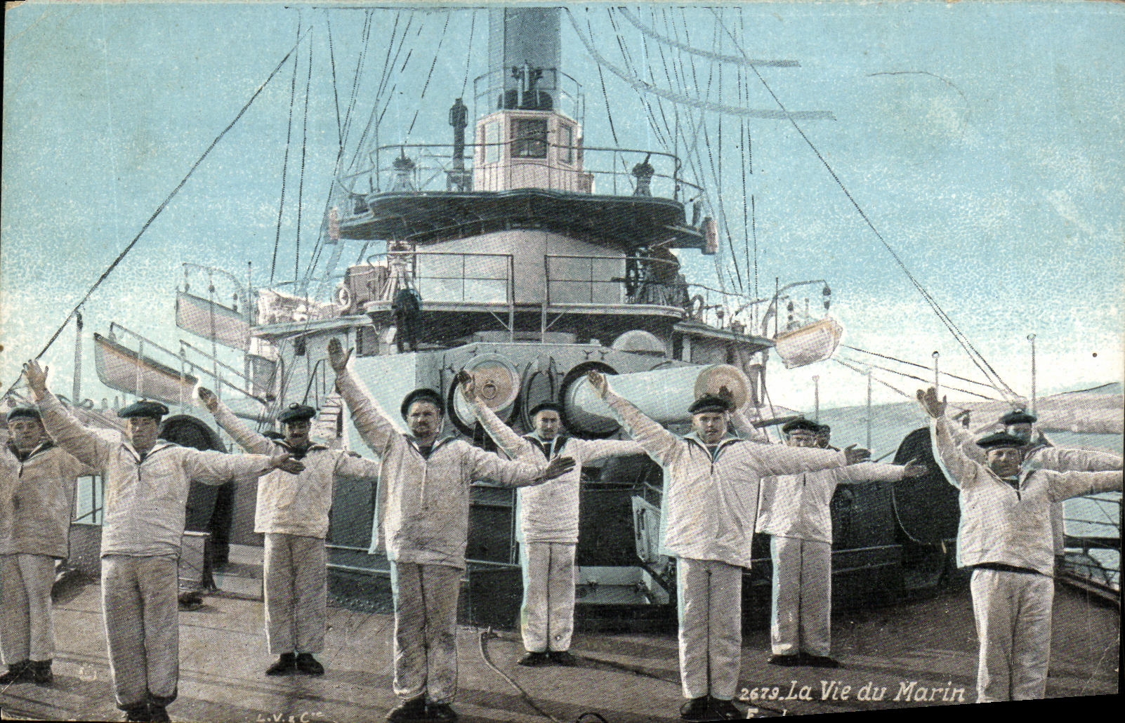 Sailors stretching on ship deck — La Vie du Marin n°2679