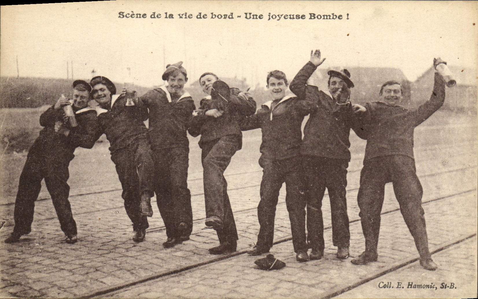 Scène de la vie de bord - Une joyeuse Bombe ! — Coll. E. Hamonic, St-B.