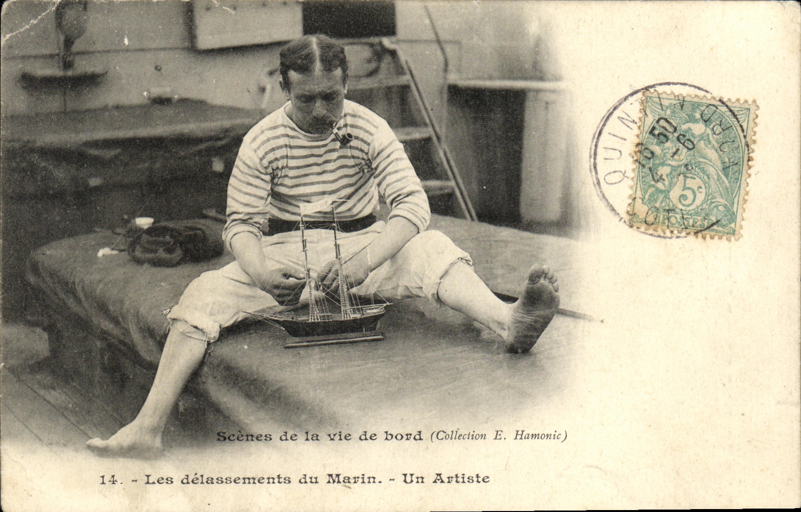CPA Bateau Les delassements du marin Un artiste Modelisme