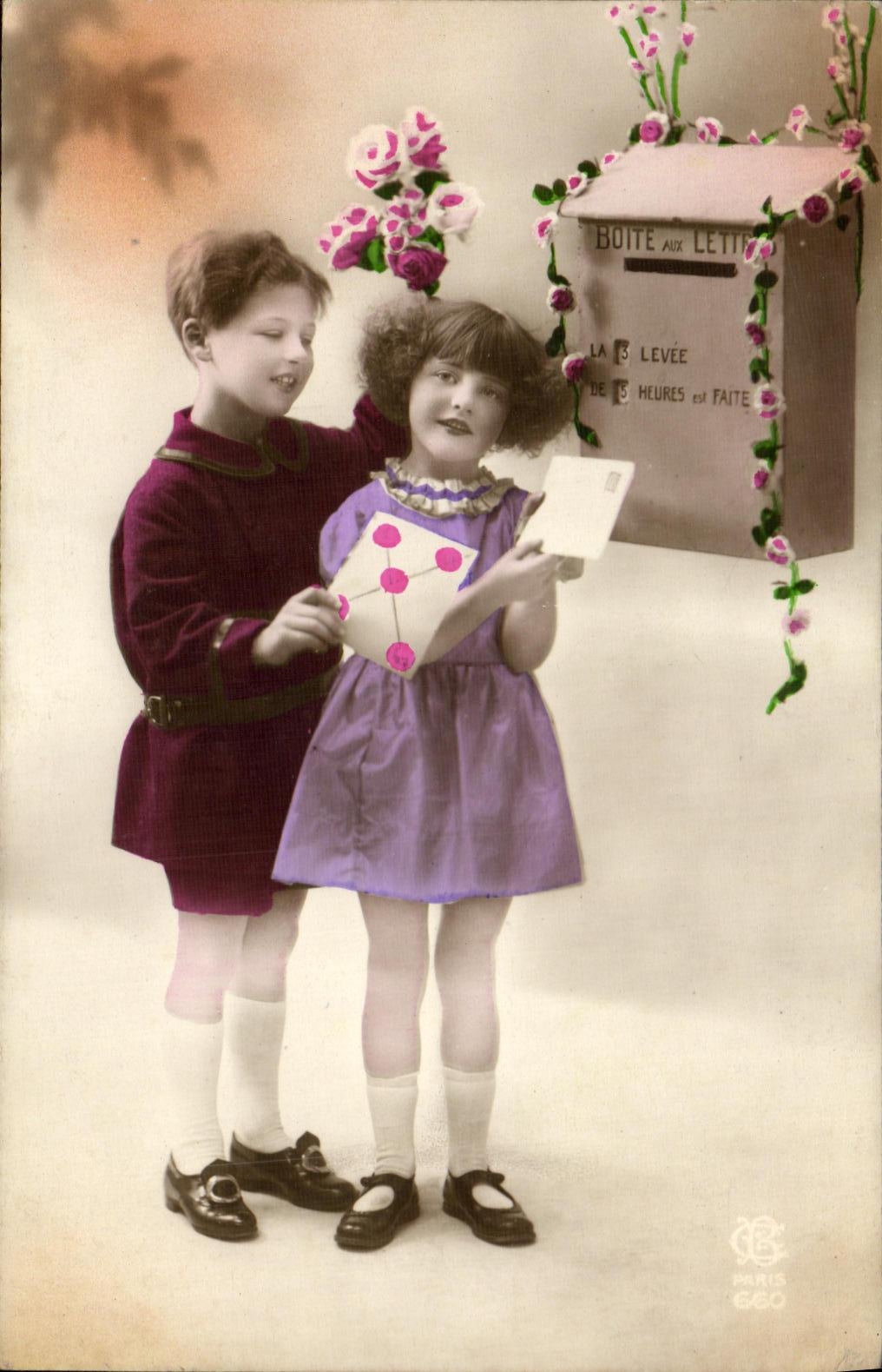 CPA Fantaisie Enfants Boite aux lettres 
