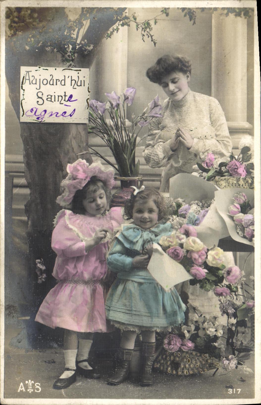 CPA Fantaisie Femme et Enfants Ste Agnes