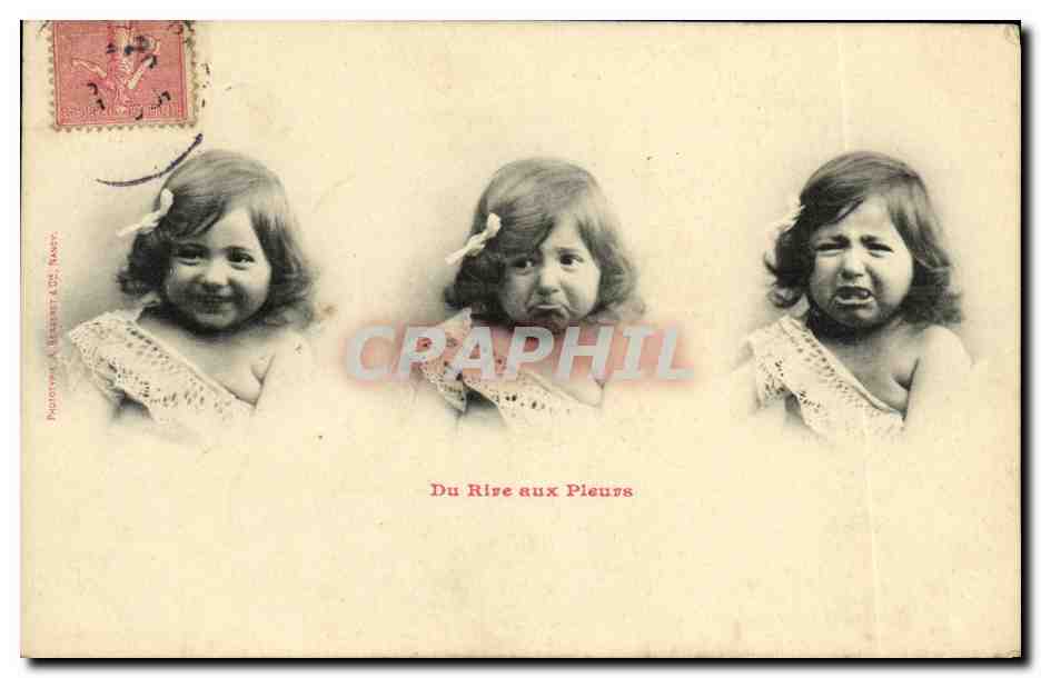 CPA Fantaisie Enfants Du rire aux pleurs 