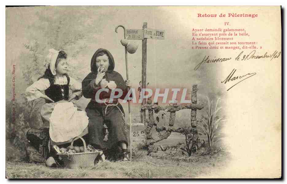 Deux jeunes filles près d'un panneau routier — Retour de Pèlerinage IV — Éditeur : Pauline Paullyre & Cie, Nancy