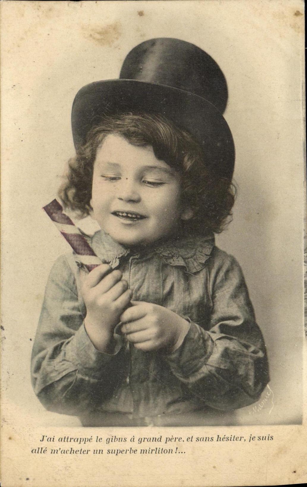 CPA Fantaisie Enfant Haut de forme Chapeau Gibus
