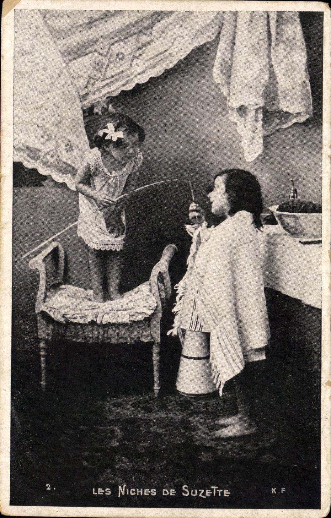 CPA Fantaisie Enfants Les niches de suzette 