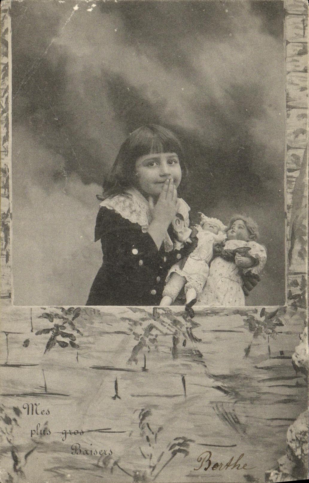 CPA Fantaisie Enfant Poupees