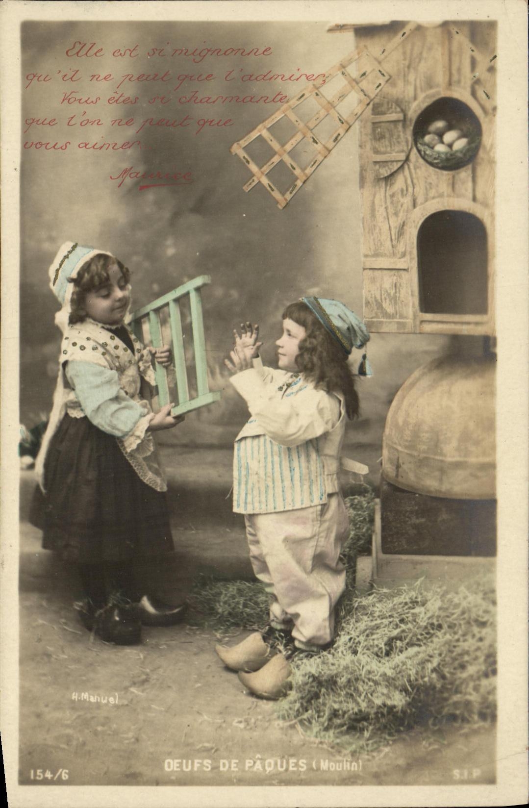 CPA Fantaisie Enfants Oeufs de Paques Moulin