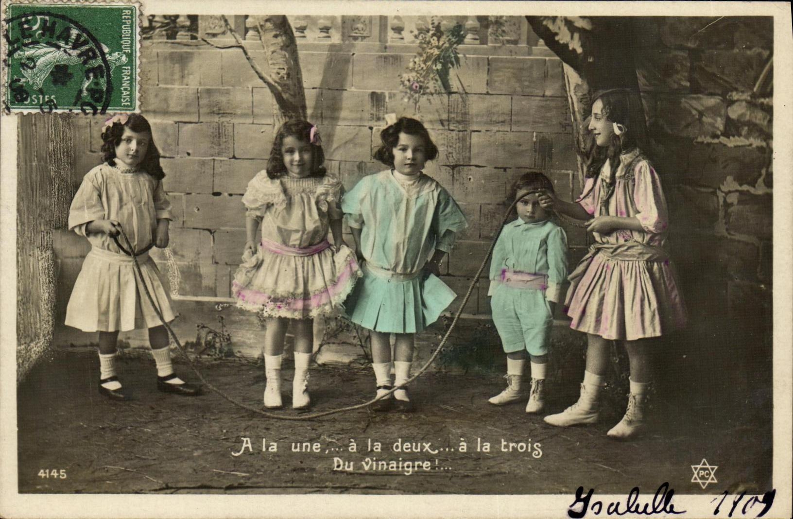CPA Fantaisie Enfants Corde a sauter