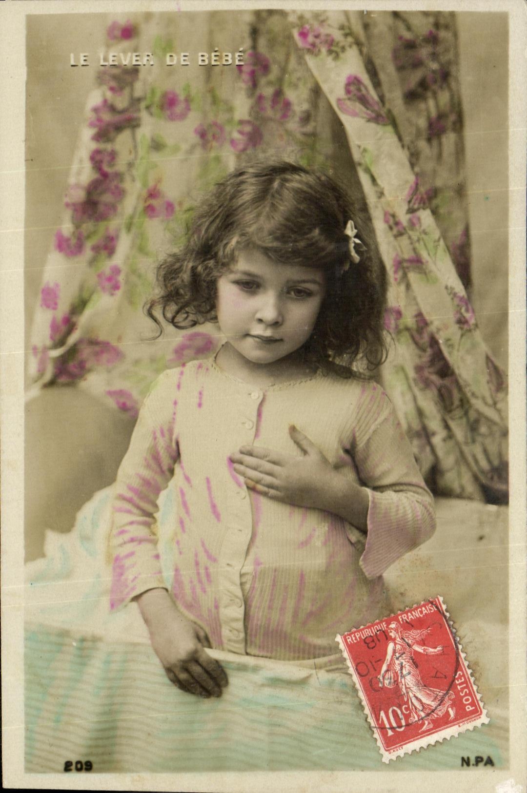 CPA Fantaisie Enfant Le lever de bebe