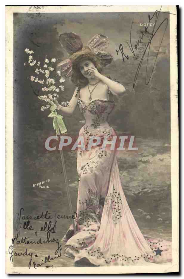Fée aux ailes de papillon — Paris — éditée par DORCY