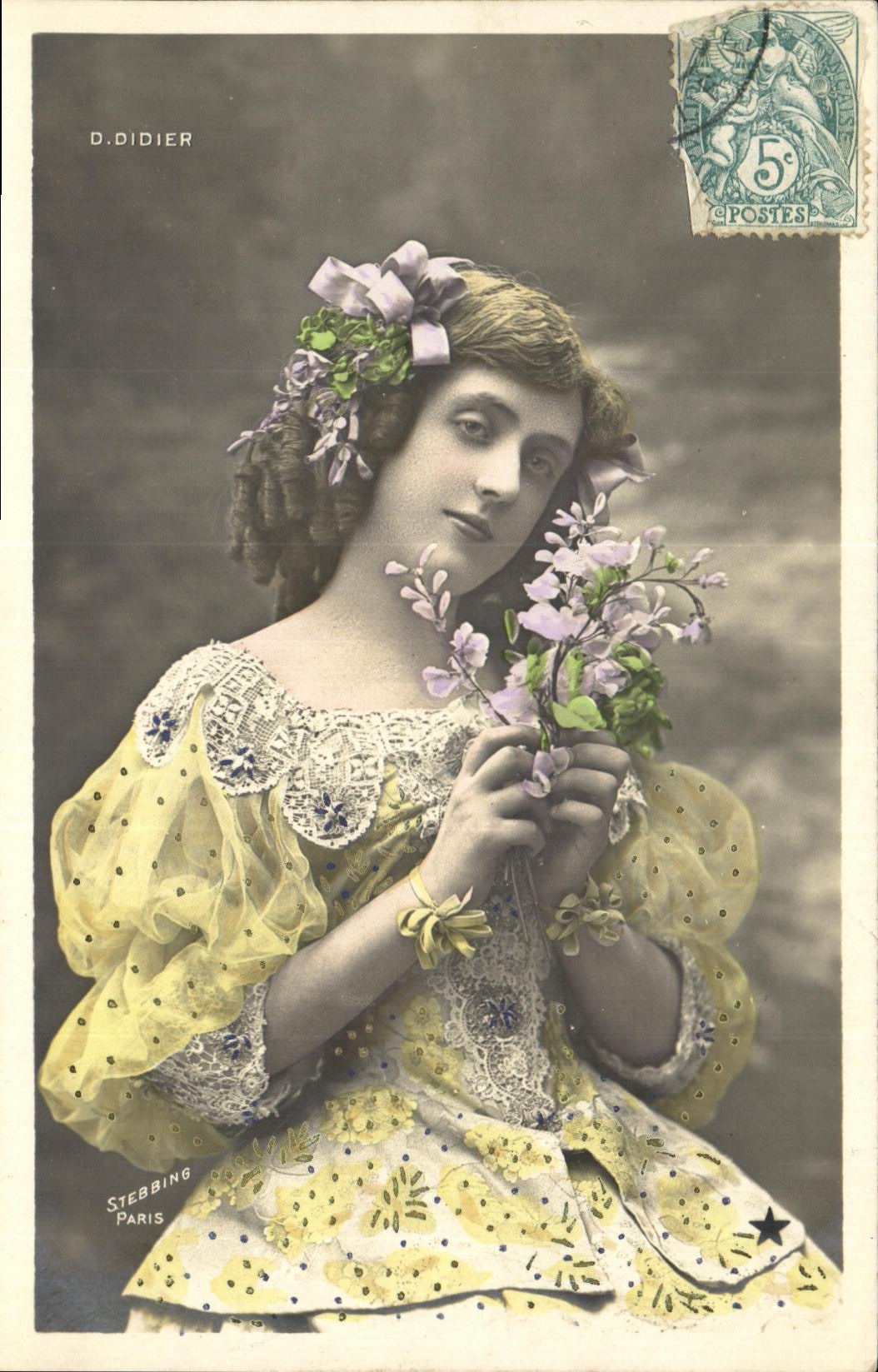 CPA Fantaisie Femme Didier