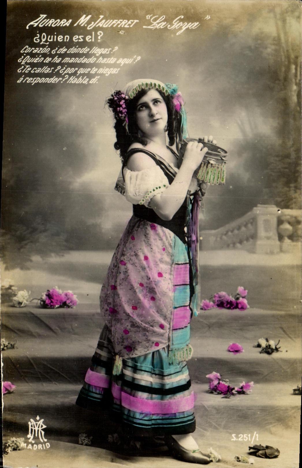Aurora M. Jauffret "La Goza" — ritratto in costume — Madrid, serie S.251/1