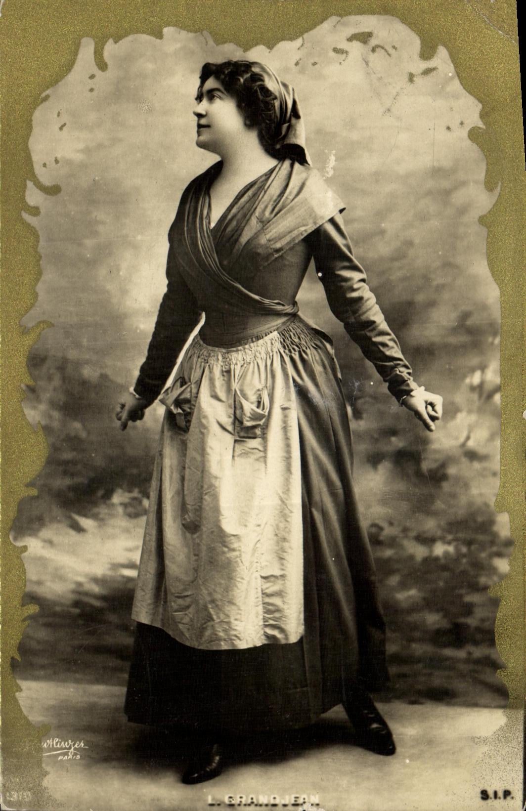 L. Grandjean — Portrait de femme en costume de domestique — S.I.P. Paris