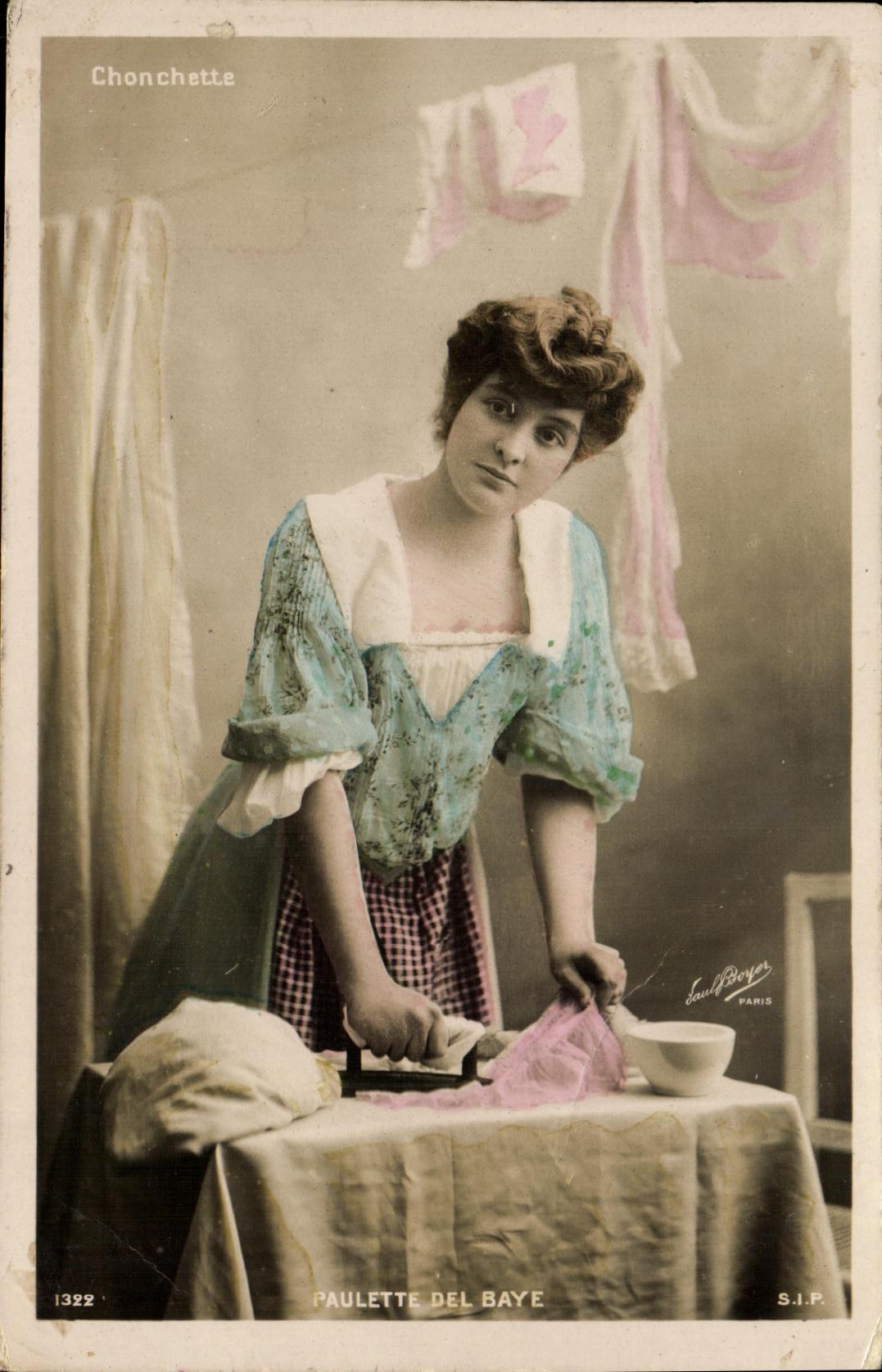 CPA Fantaisie Femme Chonchette Paulette Del Baye