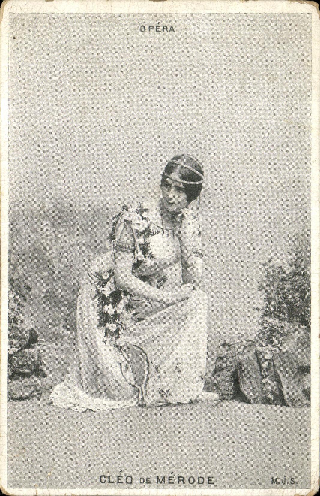 CPA Fantaisie Femme Opera Paris Cleo de Merode
